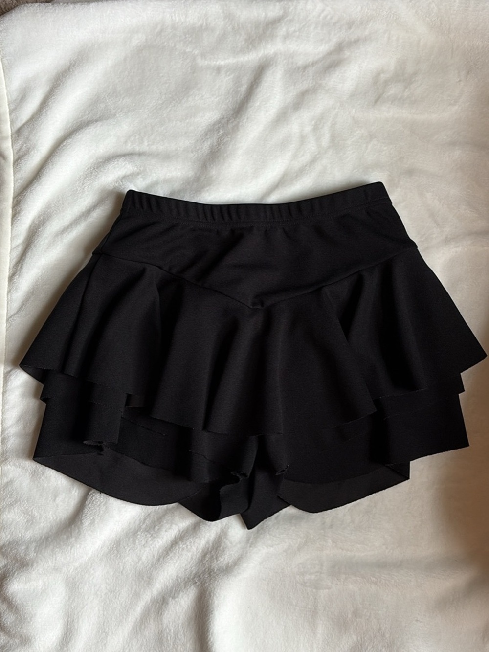 Flowy Butterfly Skirt with Built-In Shorts Black Size Petite XS